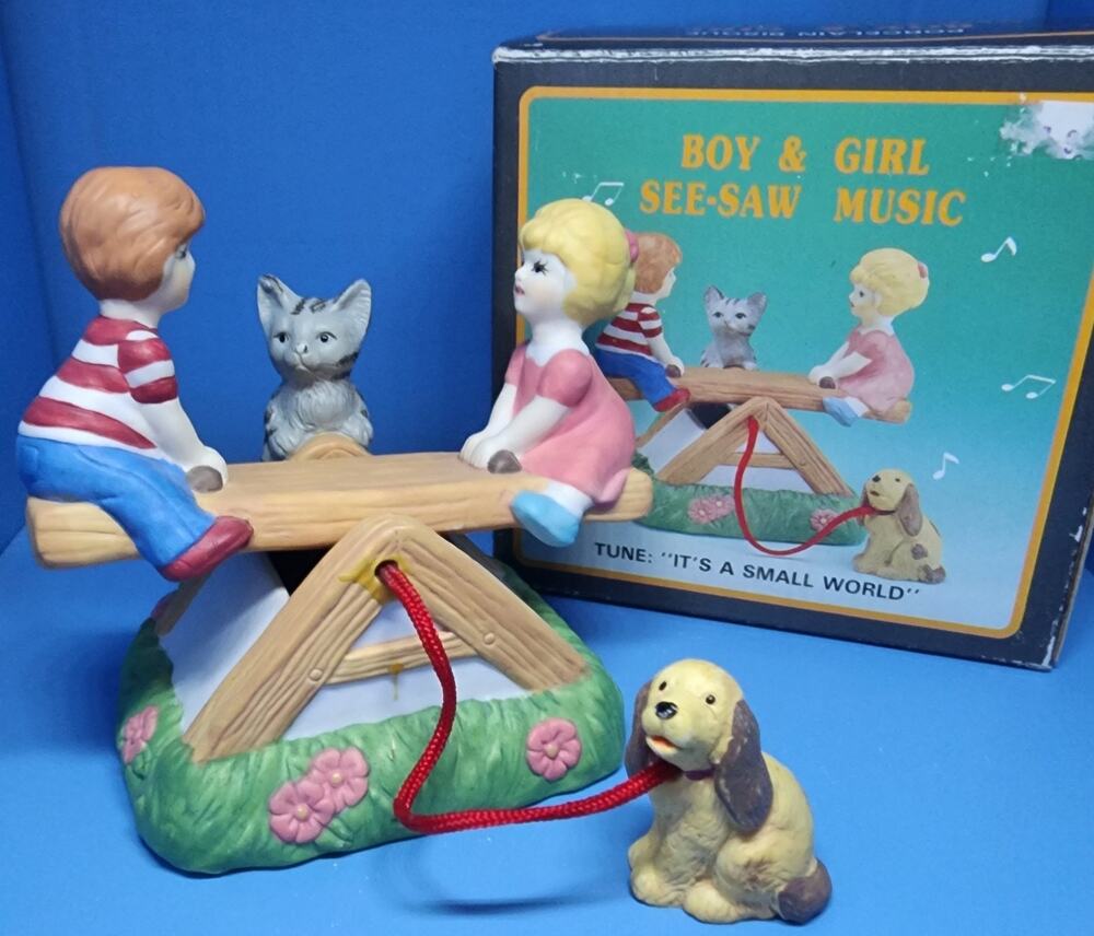 Children + Pets On See Saw Music Box W/ Motion It's A Small World Cat & Dog